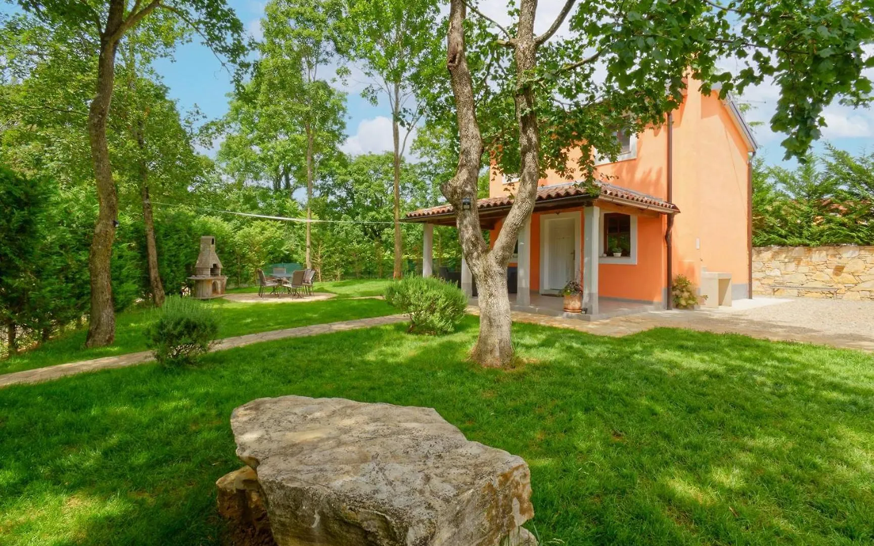 Holiday Homes Sunny Twins By Rent Istria Грожнян 0*,  Хорватия